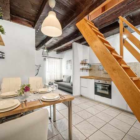 Studio Apartman Salis Vodice Apartman Kültér fotó